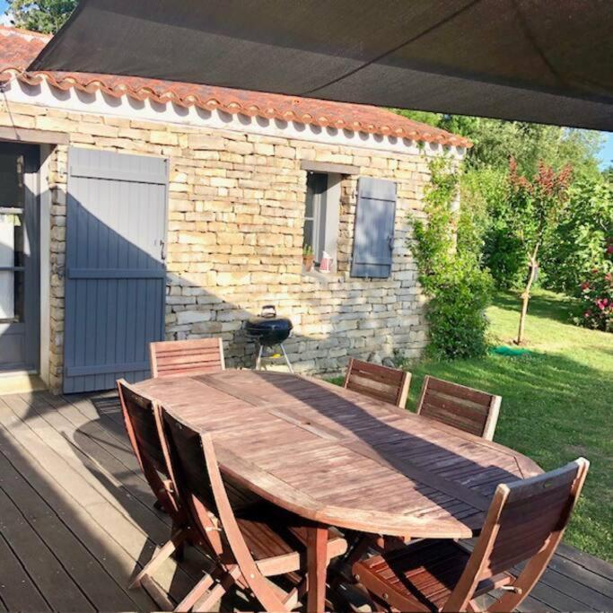 Maison Vendeenne A 5 Min Du Bord De Mer Saint-Hilaire-la-Forêt Kültér fotó